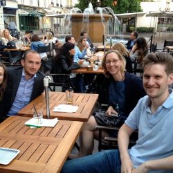 Bild Pariser Alumni in Neuilly